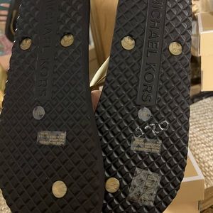 Michael kors sandals size 9 NEW